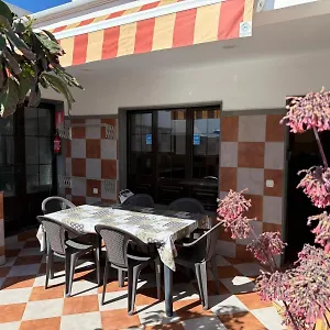 https://la-casita-de-bartolo.puertodelcarmen-hotels.org